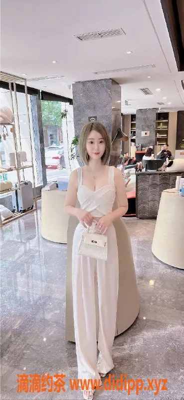 成都楼凤资源信息,成华区林霜霜27岁，自聊优质服务五百起