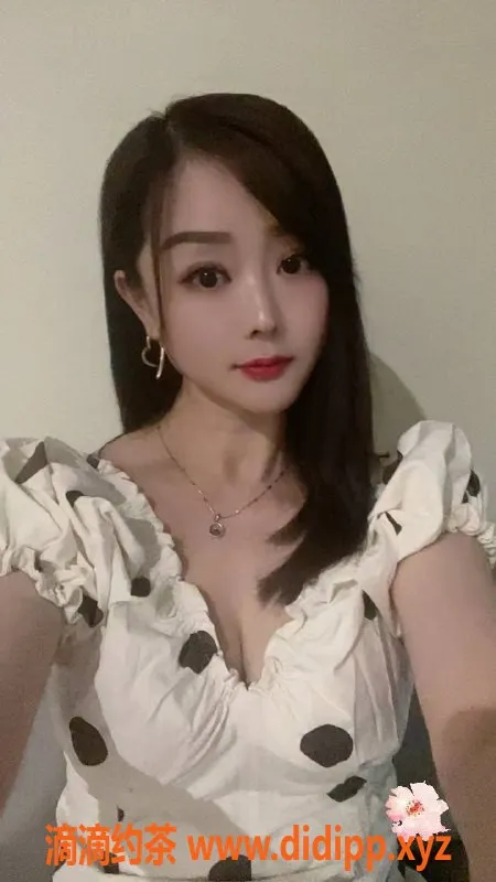 深圳楼凤-坂田萌萌 500元服务，性价比超高的选择！