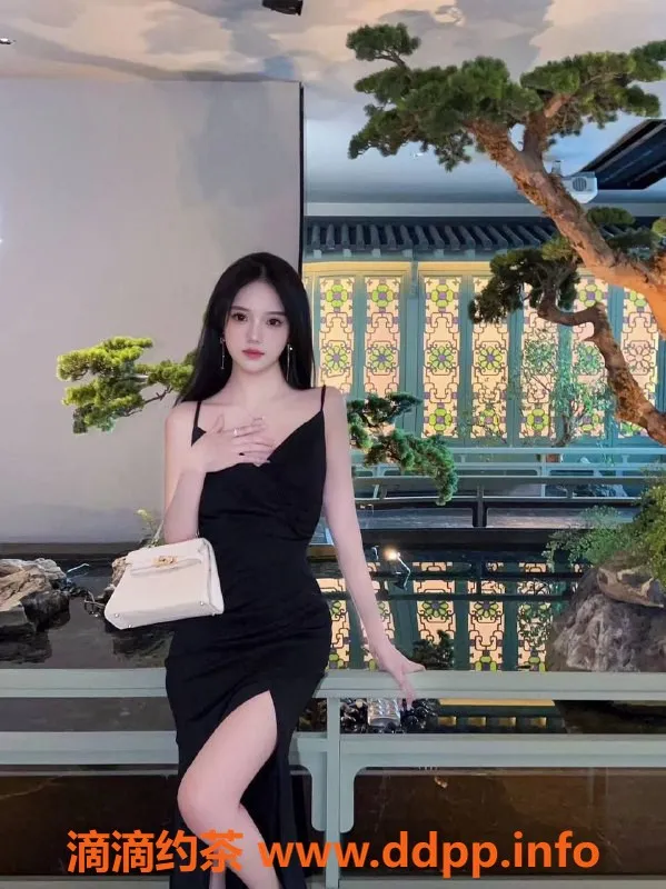 北京楼凤-朝阳王思瑶，清纯嫩妹，推荐陪浴服务