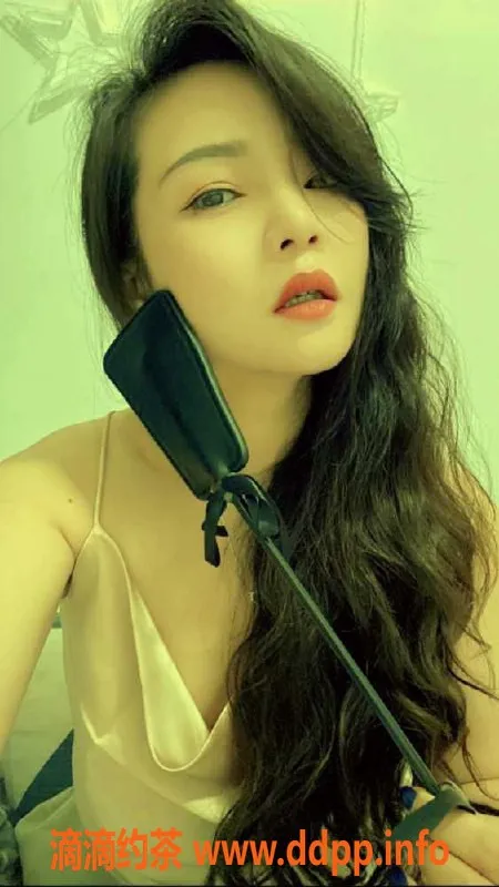 广州楼凤-广州黄埔 | 蔚蔚 28岁 163cm 49kg 专业服务女王