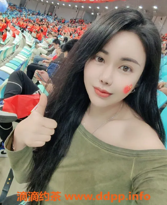 上海楼凤-浦东依依，172cm身高，1300P 1900PP