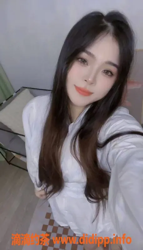 长沙楼凤-岳麓区22岁小玛丽，C+罩杯专业服务，可享高品质体验