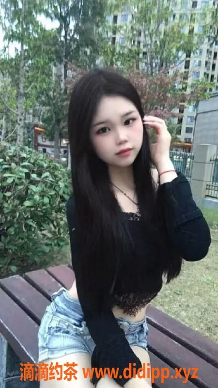 杭州楼凤资源信息,余杭区18岁雯雯，身高165，体重47，价格优惠