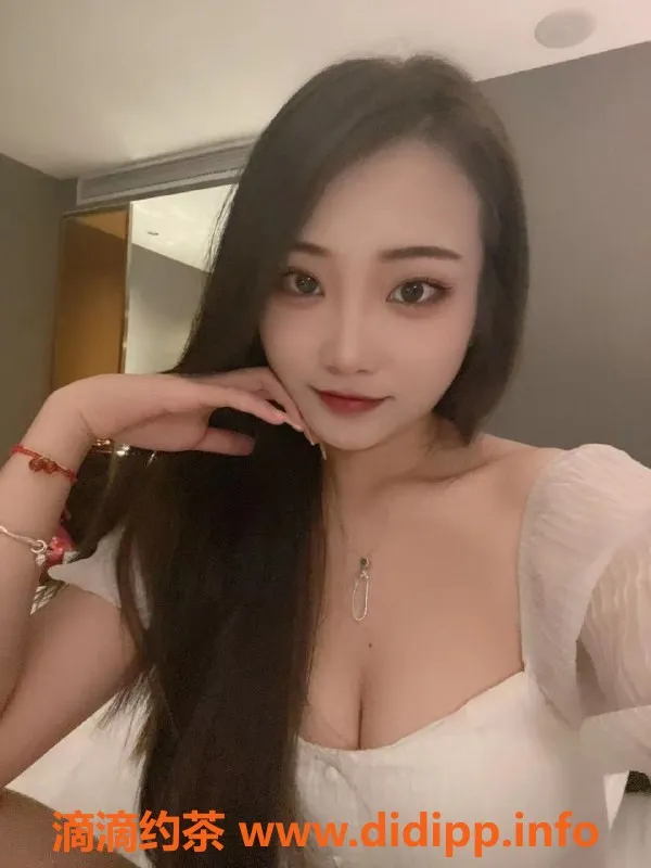 杭州楼凤资源信息,萧山区高颜值小姐姐，双飞体验，超真实！