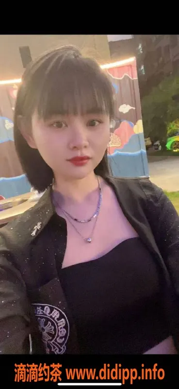 长沙楼凤-雨花区依依，身高165，34B，激情服务等你体验