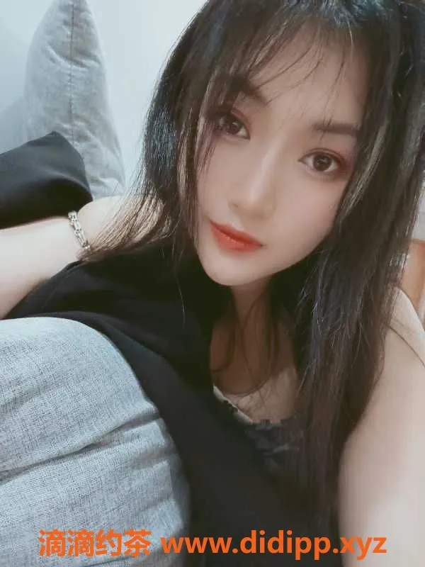 广州楼凤-天河车陂22岁性感女神，165cm/53kg