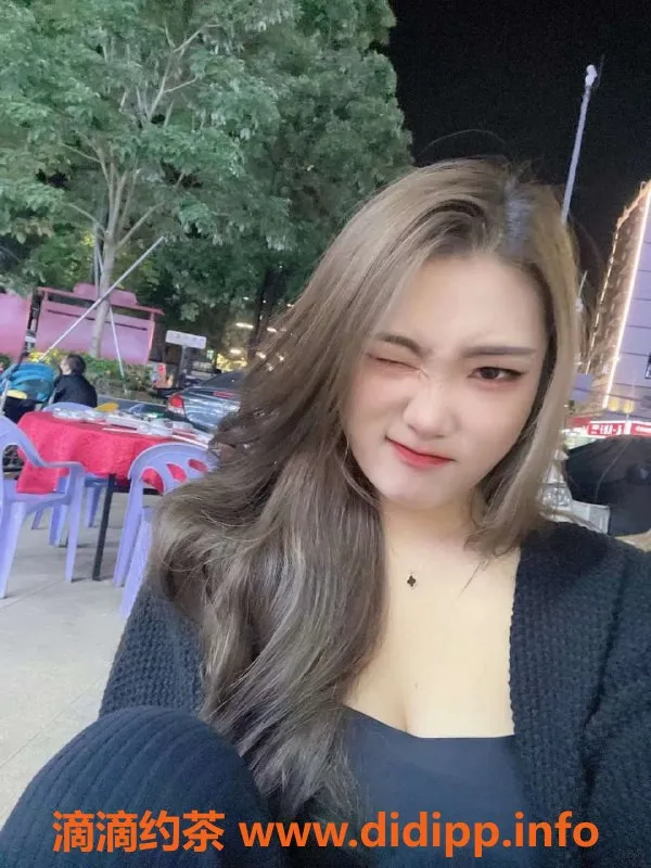 杭州上门服务-杭州高颜值小姐姐 21岁 168cm 36D