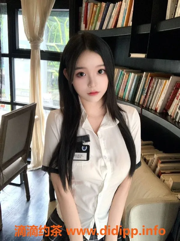 东莞楼凤-东莞小爱，肤白紧实，推荐度9.5