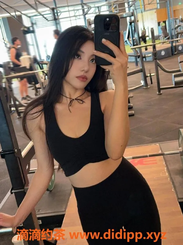 上海楼凤-虹口Sasa，165高含D罩杯，10p起价