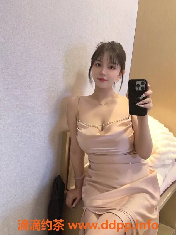 深圳楼凤-南山茶茶，御姐大胸，服务超赞，私聊即享！