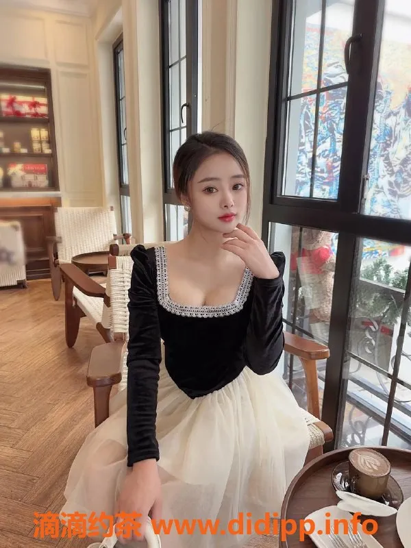 成都楼凤-高新区瑞贝卡，体验6p 11pp的无界服务