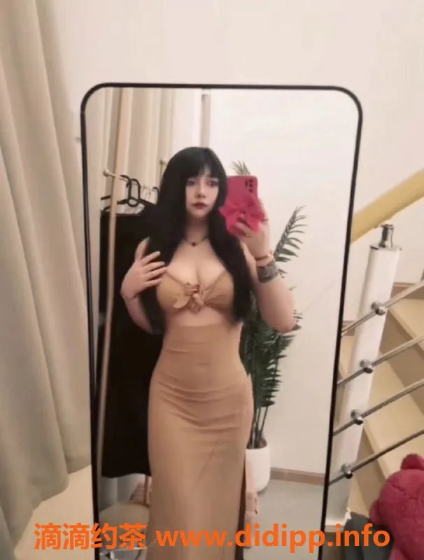 成都楼凤-成华区萍儿，嫩妹车，6p 9pp多种选择