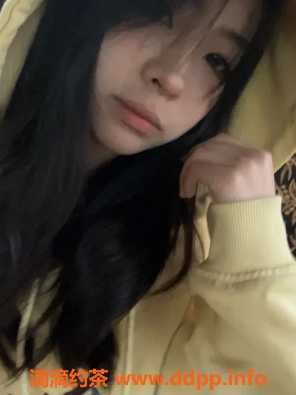 成都楼凤-成华区舒瑶 165cm蜜桃臀18岁颜值车
