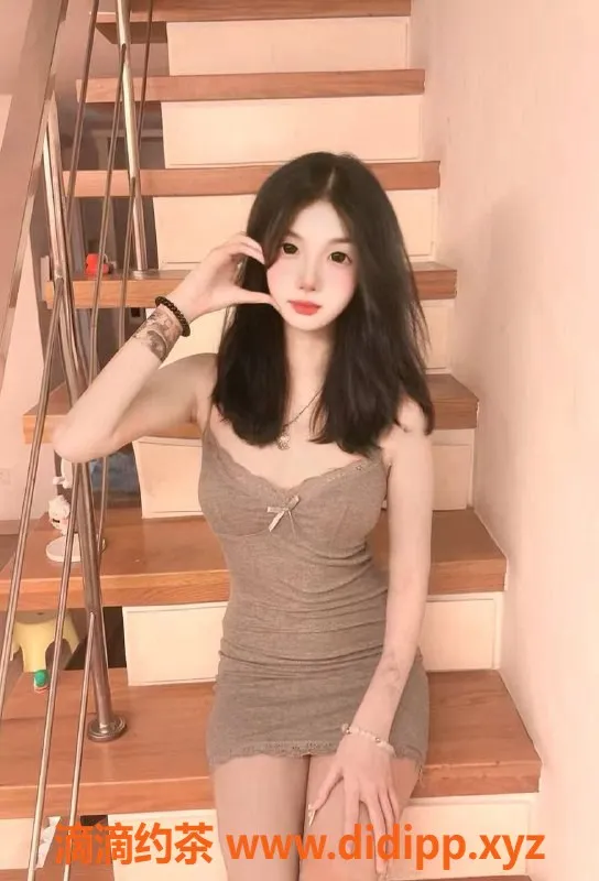 杭州楼凤-温柔小奶猫小喜，16岁160cm热辣服务