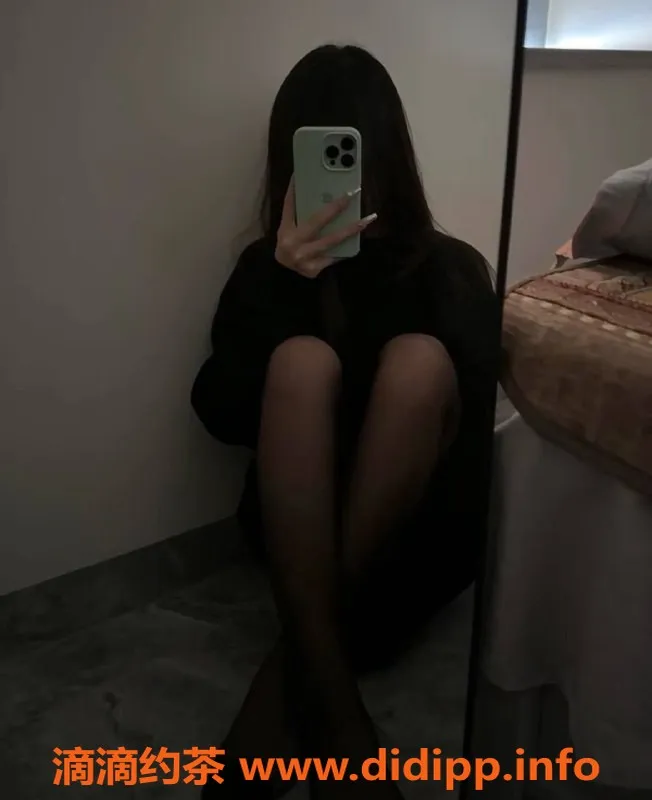 北京楼凤-朝阳小豆子 171cm 94斤 18岁 优质嫩妹