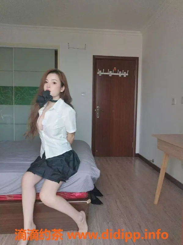 南京楼凤资源信息,建邺区金纱，26岁158cm真胸美女，500p起