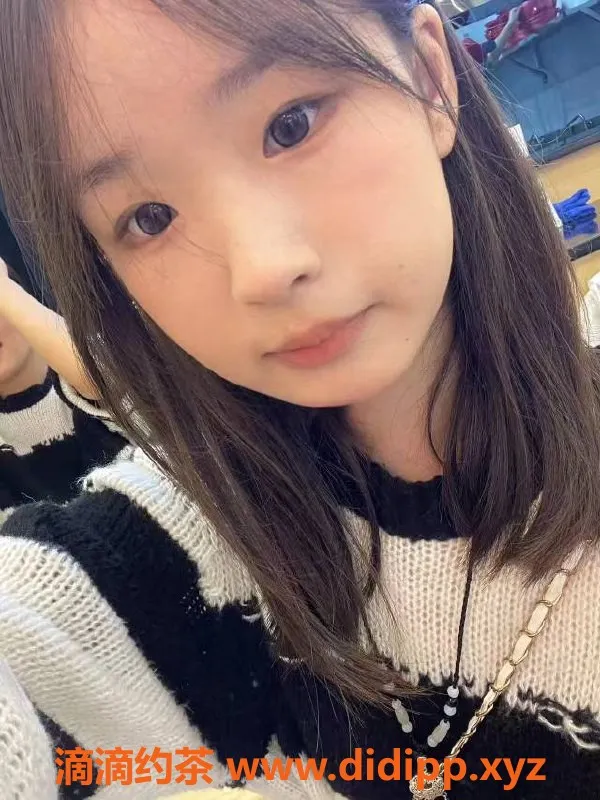 成都楼凤-成都小白，160cm排骨精，服务多样，首次出击优惠