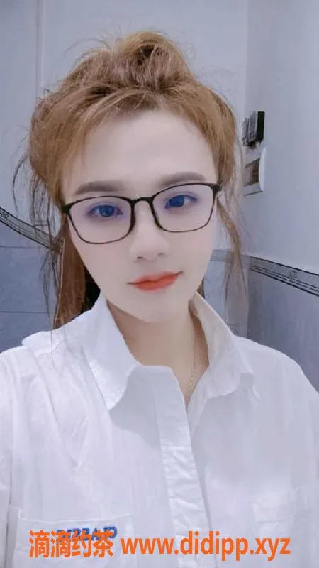 广州楼凤-广州白云少妇洋洋 29岁 160cm 36D高质服务