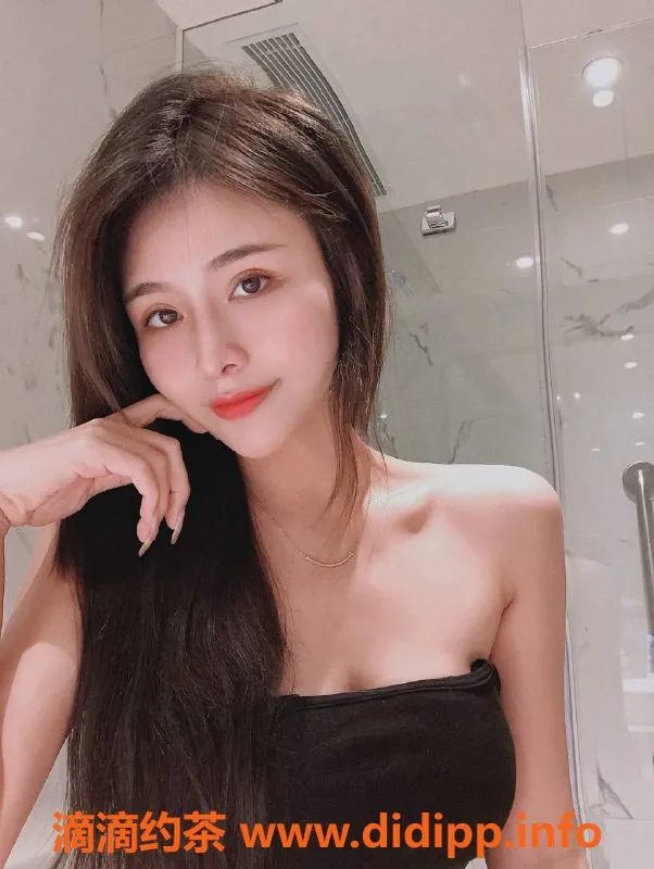 深圳楼凤-福田妞妞，服务超值，1000p起，体验无与伦比