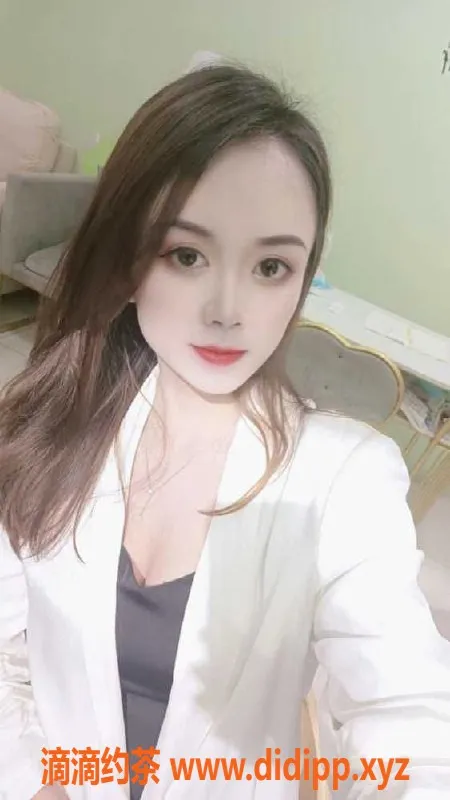 广州楼凤-26岁白云江夏兼职小姐，身高160cm，价位透明