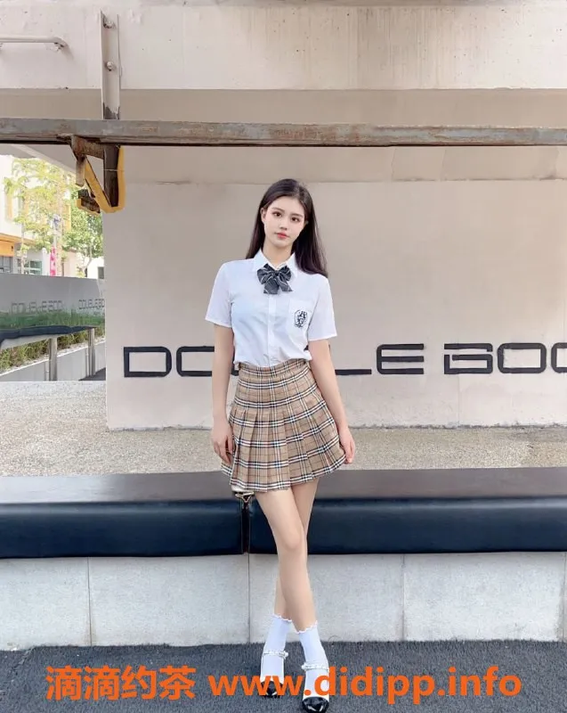 北京楼凤-朝阳徐梦茹，163高45kg可陪浴