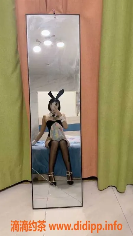 广州楼凤资源信息,广州制服老师二妹，18岁高雅魅力