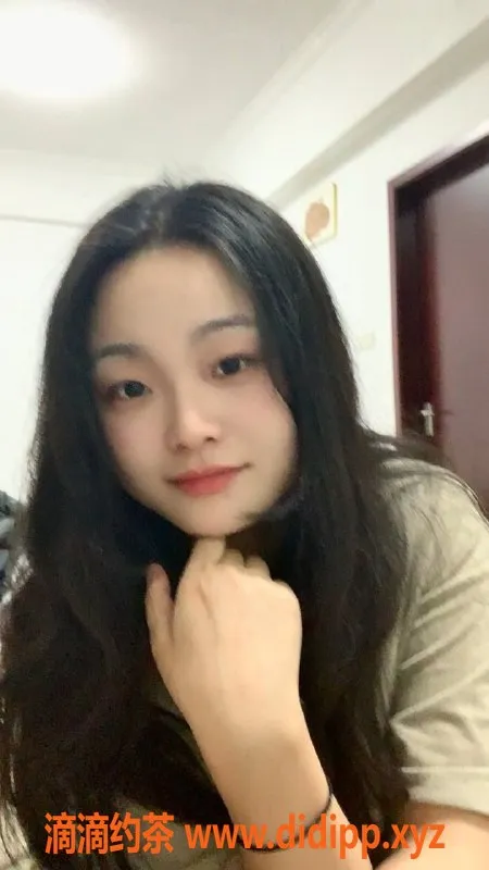 广州楼凤-荔湾小鸭，500元热情服务，已视频验证