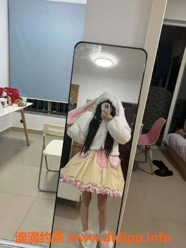 南京楼凤-雨花台区小青，150cm A罩杯 8p 14PP服务