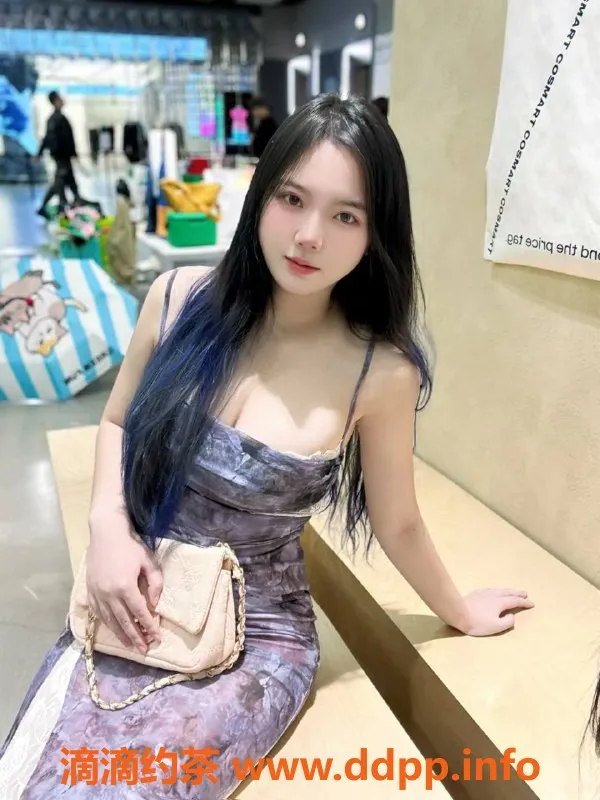 成都楼凤-成都嫩妹菲菲，20岁168cm 120斤，服务超棒！