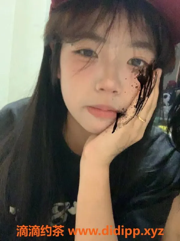 成都楼凤资源信息,成华区假小子若男，身高168偏瘦，男女通杀，推荐体验！