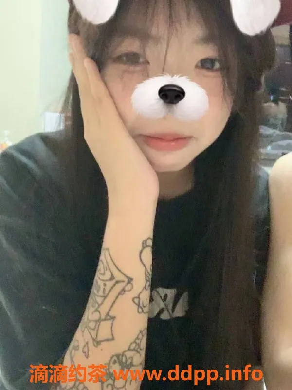 成都楼凤-成华区假小子若男，身高168偏瘦，男女通杀，推荐体验！