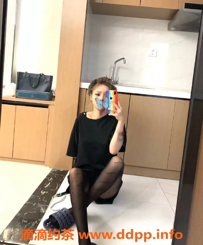 成都楼凤-成都萝莉学妹罗玟佩，服务专业，超值体验