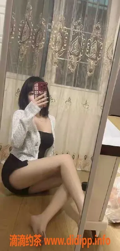 广州楼凤-广州白云新人嫩妹小影，23岁161cm，茶水4米起