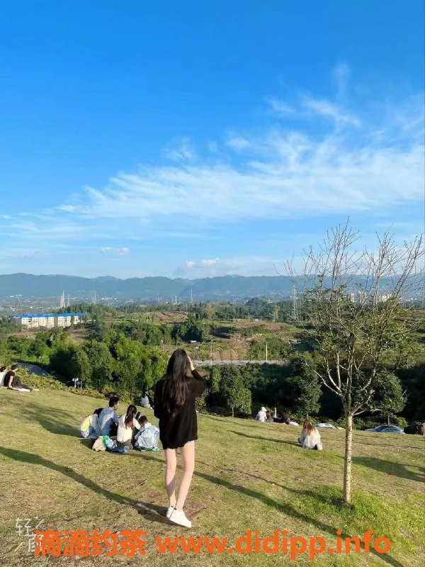 南京楼凤-建邺区18岁嫩妹欣欣，170cm C罩杯，700P起