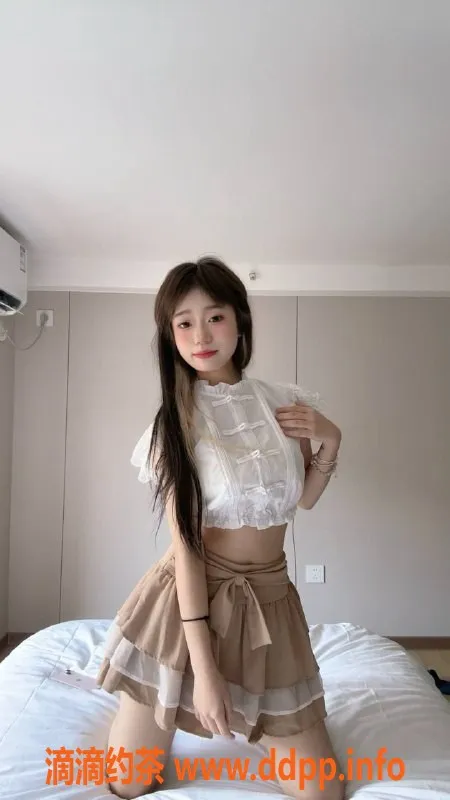 成都楼凤-成华区小矮矮大奶妹笑笑，身高155，500性价比超赞！