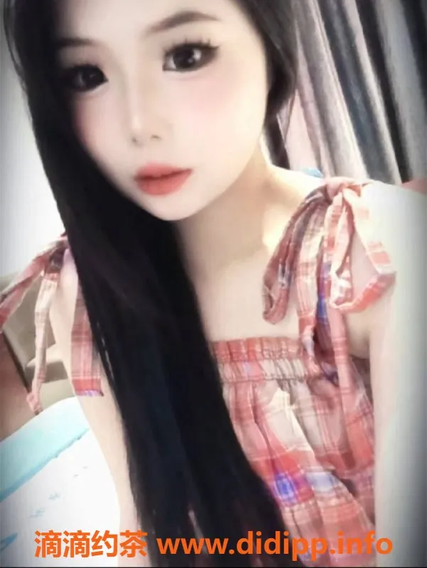成都楼凤-成华区小雨，身高162，95斤，17岁，诱人身材值得打卡