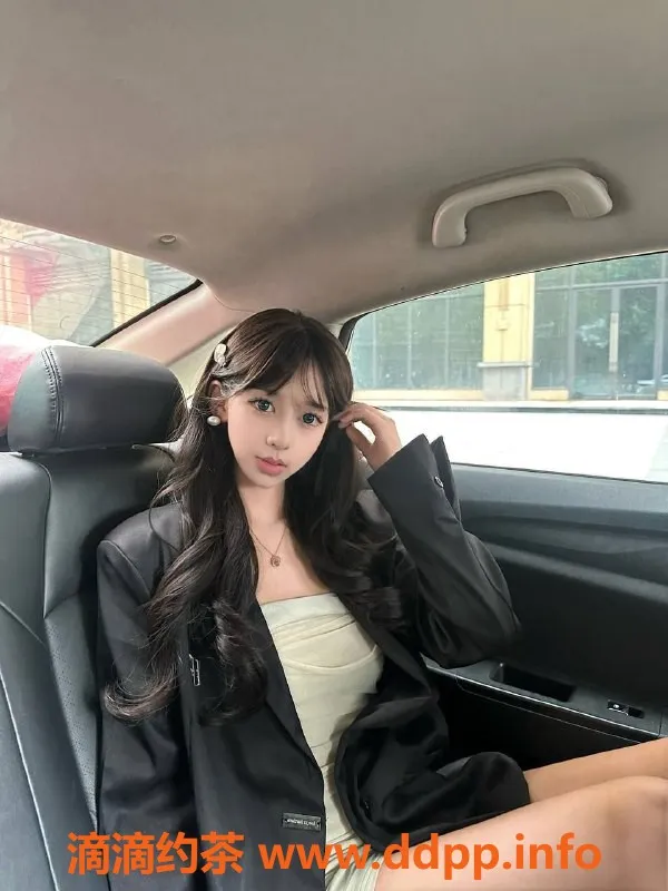 成都楼凤-市中心嫩妹兔兔，课时费超值6p、10pp