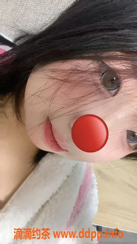 成都楼凤-成都琉璃16岁，身高156，包夜仅2500