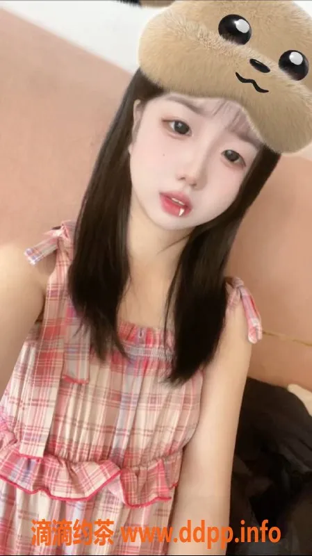 成都楼凤-成都琉璃16岁，身高156，包夜仅2500