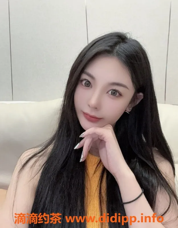 上海楼凤-闵行御姐欣怡，165cm 36C，体验鸳鸯浴服务