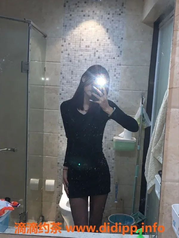 深圳楼凤资源信息,南山妹子妮可，优惠价P988，苗条大胸