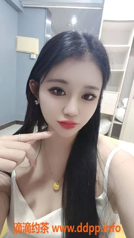 广州楼凤-海珠梦梦，400元私密服务，真实视频验证