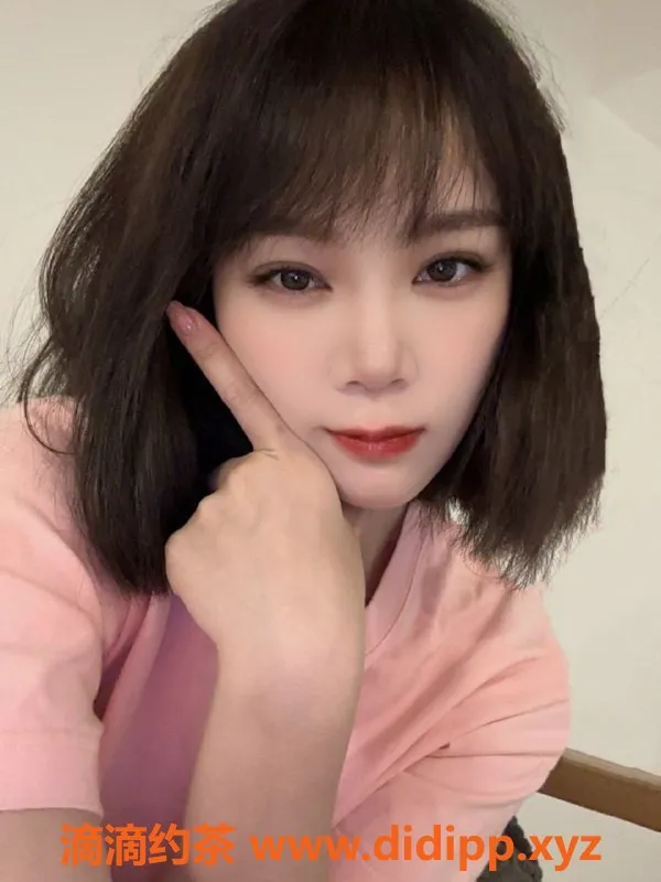 深圳楼凤-深圳小菲菲，23岁169高，700起超值服务