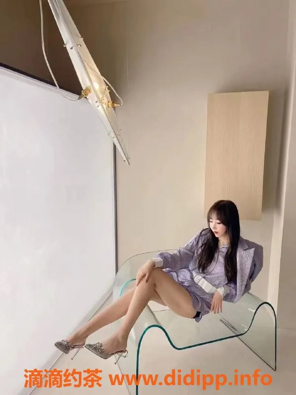 北京上门服务-雪梨：朝阳大长腿御姐，享受高端服务