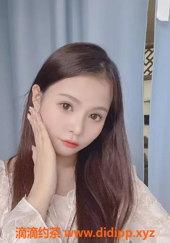 长沙楼凤-芙蓉区25岁星星，166cm，48kg，激情服务等你体验