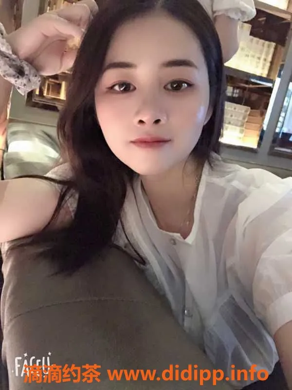 广州楼凤-黄埔新人福利小雅，22岁，162cm，50kg