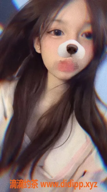 成都楼凤-成都小星16岁娇小萝莉，包夜2800元