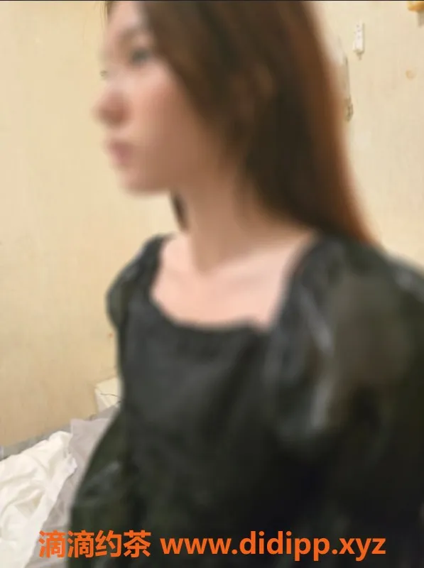 成都楼凤-成都小星16岁娇小萝莉，包夜2800元