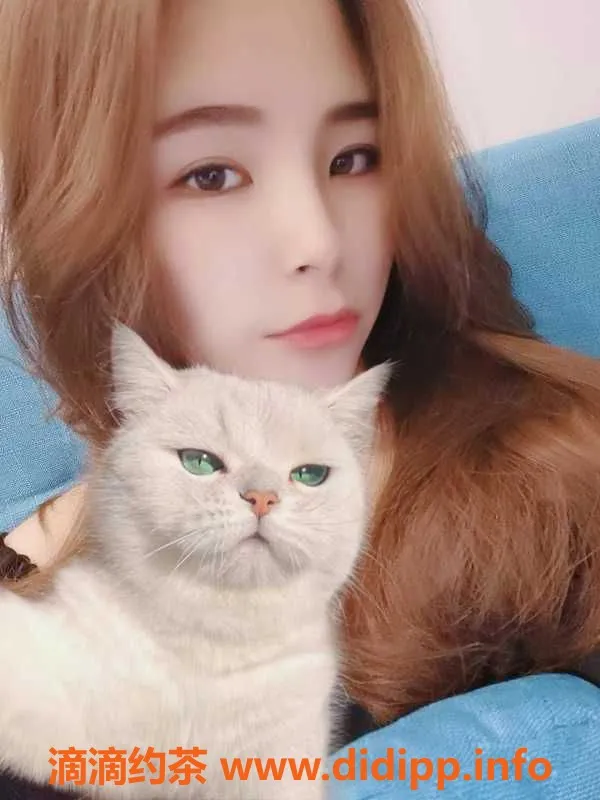 广州楼凤-天河岗顶小芸，22岁160cm，48斤精致服务