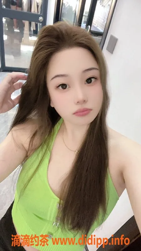 广州楼凤-番禺糖果少妇，800起，极致舌吻体验